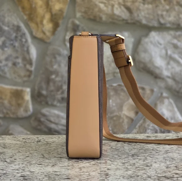 Michael Kors Jet Set Medium Logo Brown Crossbody - Picture 2 of 9